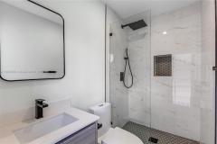 5740-NE-20th-Interior-15